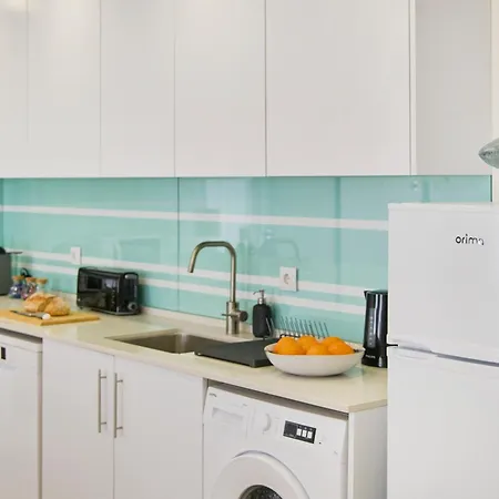 Stylish By The Beach, By Timecooler Setúbal