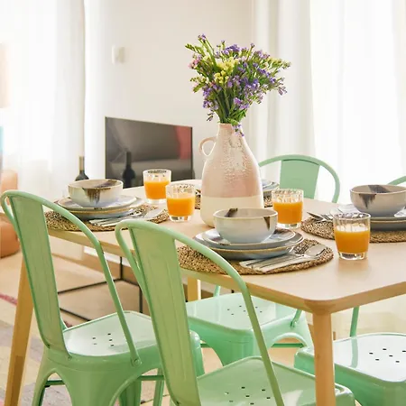 Stylish By The Beach, By Timecooler * Setúbal